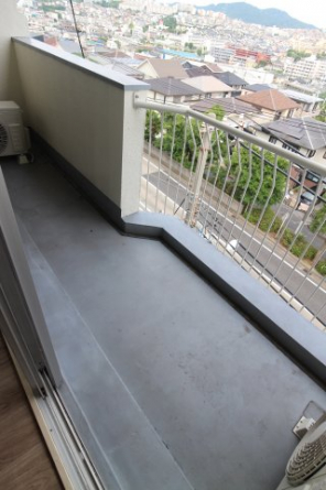 【バルコニー】