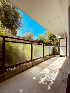 【バルコニー】