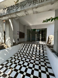 【エントランス】