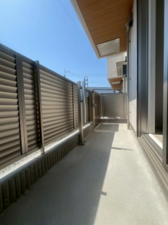 【バルコニー】