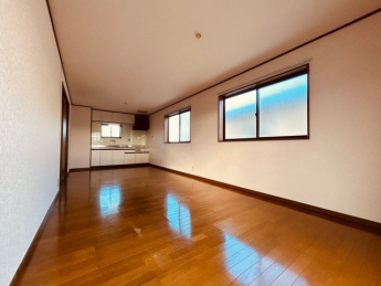 【居間・リビング】