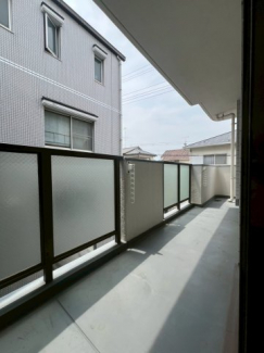 【バルコニー】