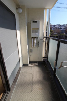 【バルコニー】