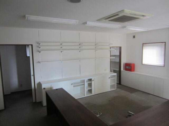 彦根市平田町の店舗事務所の画像