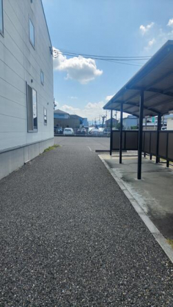 彦根市平田町の店舗事務所の画像