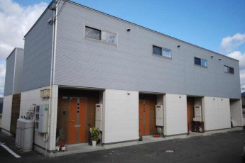 松山市正円寺３丁目の一戸建ての画像