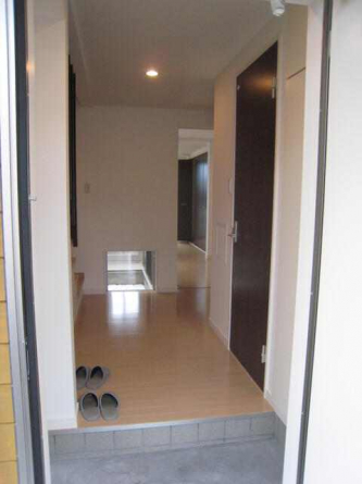 松山市正円寺３丁目の一戸建ての画像