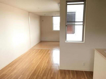 松山市正円寺３丁目の一戸建ての画像