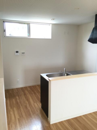 松山市正円寺３丁目の一戸建ての画像