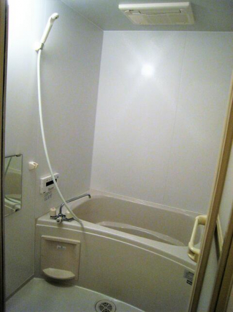 松山市正円寺３丁目の一戸建ての画像