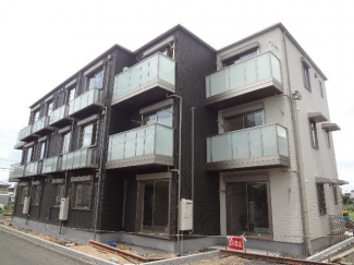 建築中