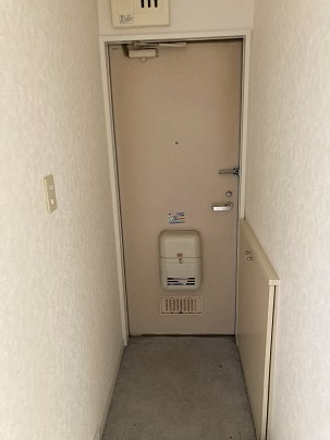 【玄関】