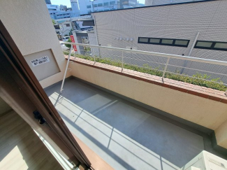【バルコニー】