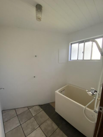 新居浜市中須賀町２丁目の店付住宅の画像