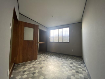 新居浜市中須賀町２丁目の店付住宅の画像