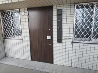 玄関ドア