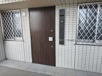 玄関ドア