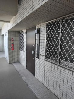 玄関ドア