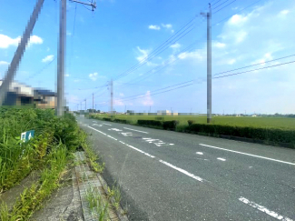 【前面道路含む現地写真】