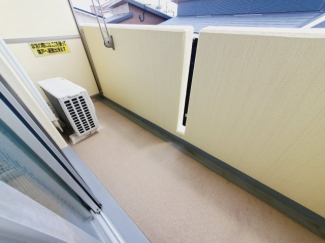 【バルコニー】