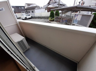 【バルコニー】