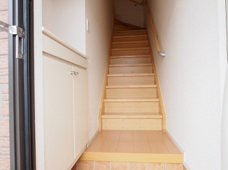 明るい玄関です