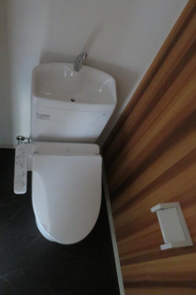 募集部屋全部ウォシュレット新調　（写真は１０１号室）