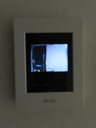 募集部屋全室カラーモニター式インターホン（写真は１０１号室）