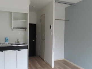 収納は１０１・１０２・２０１・２０２号室のみスクロールカーテ