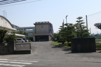 愛媛県立東温高校まで1724m