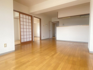 【居間・リビング】