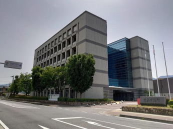 東温市役所まで1286m