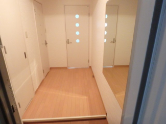 ゆったりとした玄関です