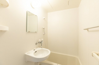 ゆったり過ごせるお風呂です