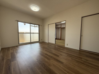 【居間・リビング】