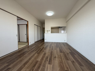 【居間・リビング】