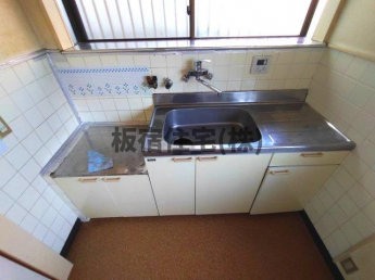 緑が丘１丁目貸家の画像