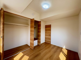 洋室約6.0帖（3階西側）