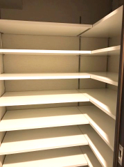 シューズインクローゼット※モデルルーム写真（現況と異なる場合は現況を優先致します。）