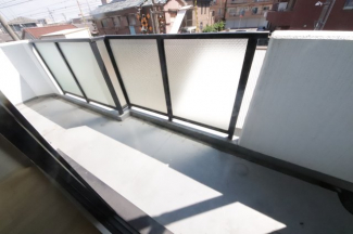 【バルコニー】