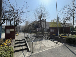 潮見中学校まで1200m