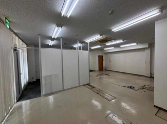 松山市平和通１丁目の店舗一部の画像