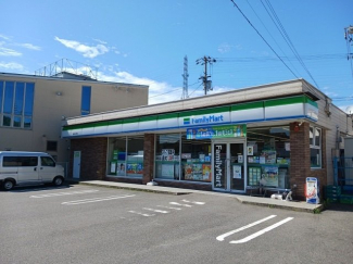 ファミリーマート北久米店様まで800m