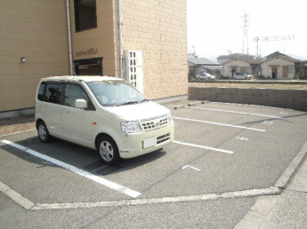 【駐車場】