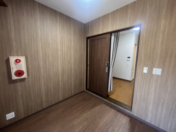 【居間・リビング】