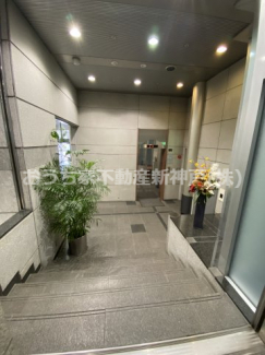 【エントランス】