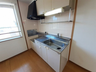 キッチンでお料理をお楽しみください