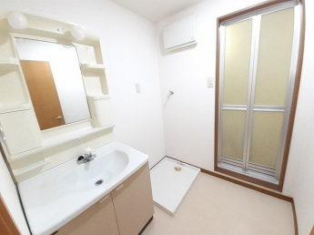 脱衣スペースもあります