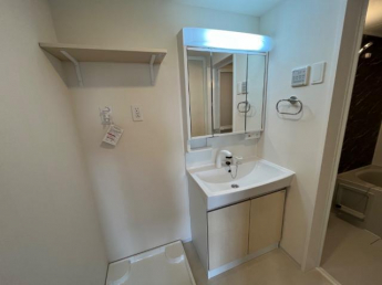 洗髪洗面化粧台