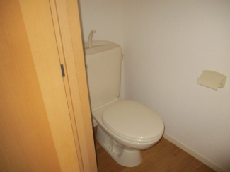 シンプルで使いやすいトイレです